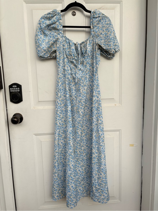 Cider Dresses & Skirts - Cider Blue Floral Puff-Sleeve Maxi Dress